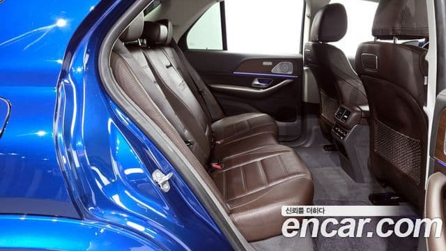Mercedes-Benz GLE-Class 2019 — фото 12 из 20