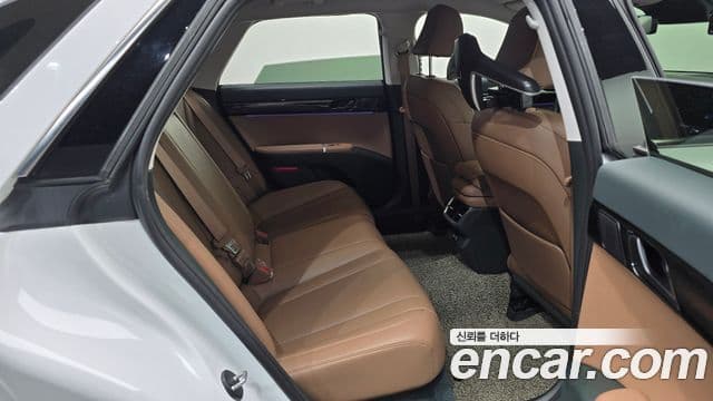 Hyundai Grandeur 2024 — фото 12 из 20