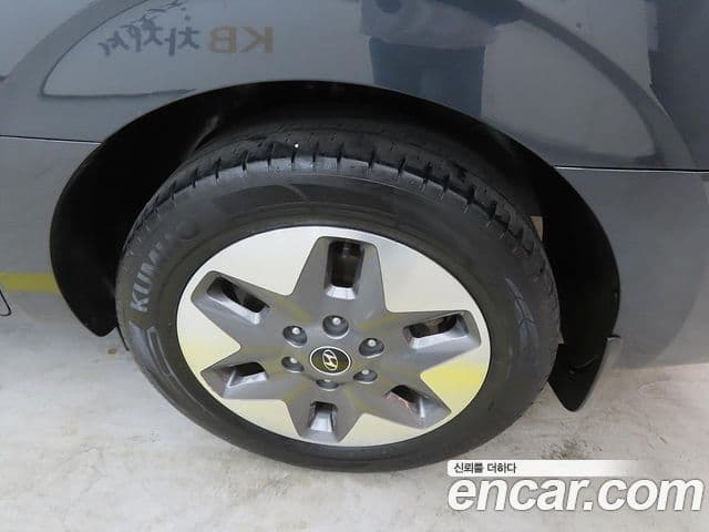 Hyundai Staria 2021 — фото 20 из 20