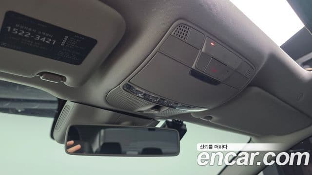 Mercedes-Benz E-Class 2019 — Şəkil 19/20