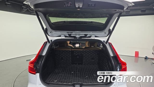 Volvo V60 Cross Country 2020 — Şəkil 20/20