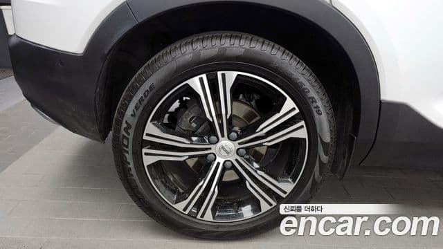 Volvo XC40 2020 — Şəkil 5/20