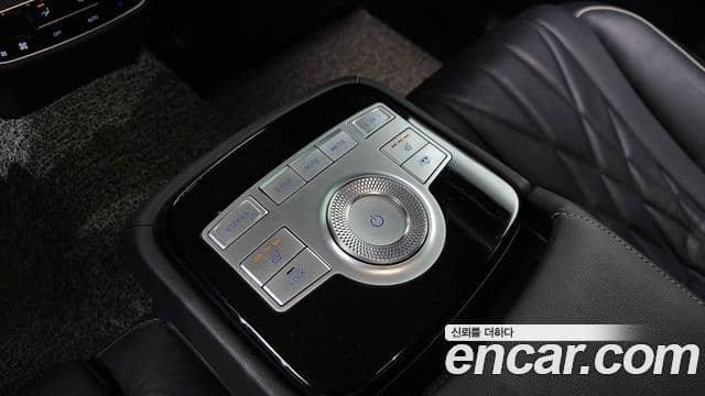 Genesis Electrified G80 2020 — ფოტო 15/20