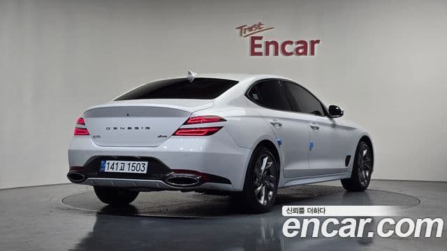 Genesis G70 2023 — ფოტო 19/33