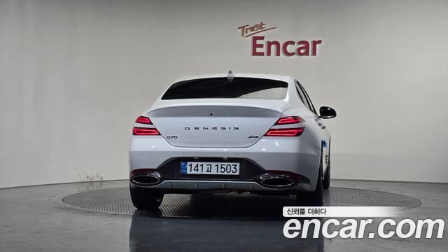 Genesis G70 2023 — ფოტო 20/33