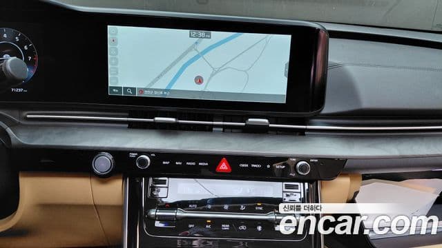 Kia Carnival 2022 — Şəkil 13/20