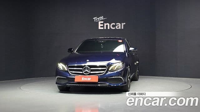 Mercedes-Benz E-Class 2020 — фото 3 из 20