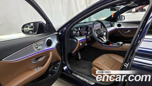 Mercedes-Benz E-Class 2020 — ფოტო 10/20