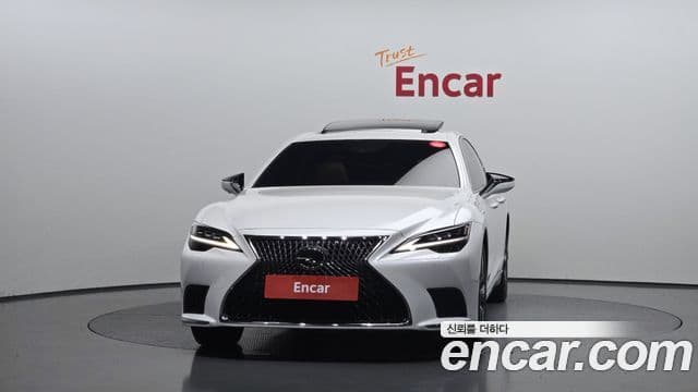 Lexus LS500 2022 — Şəkil 3/20