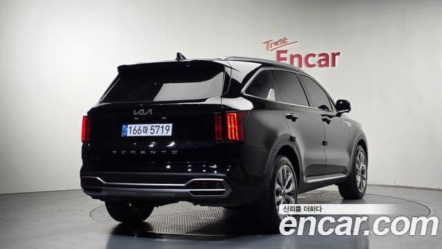 Kia Sorento 2022 — Şəkil 2/20