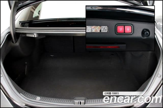 Mercedes-Benz E-Class 2023 — фото 18 из 20