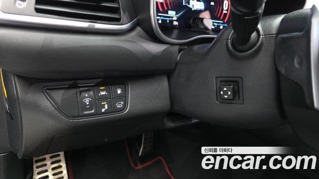 Genesis G70 2020 — Photo 31/34