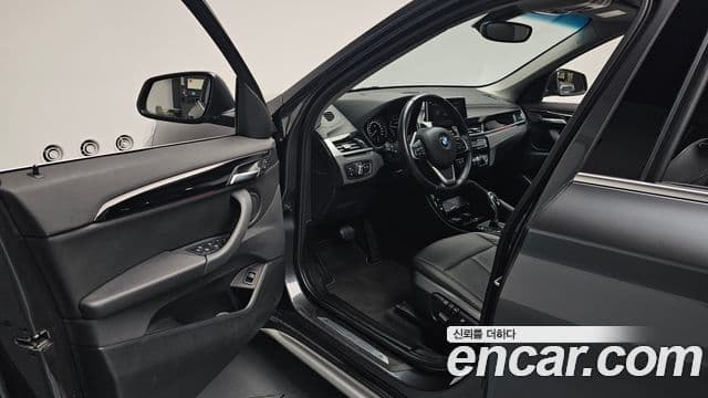 BMW X1 2022 — фото 10 из 20