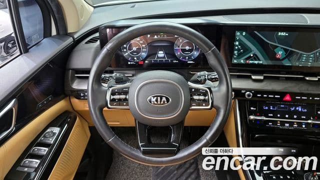 Kia Carnival 2020 — Фото 12/20