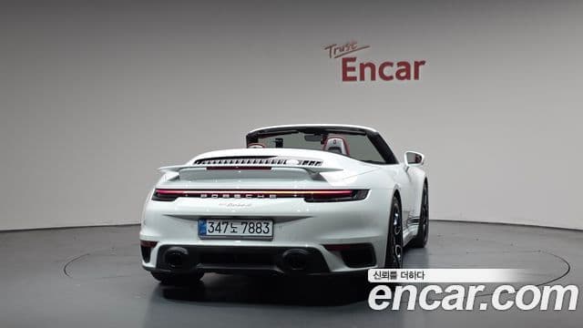 Porsche 911 2024 — ფოტო 4/20