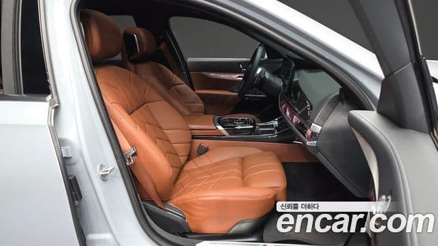 BMW 7 Series 2025 — фото 11 из 20