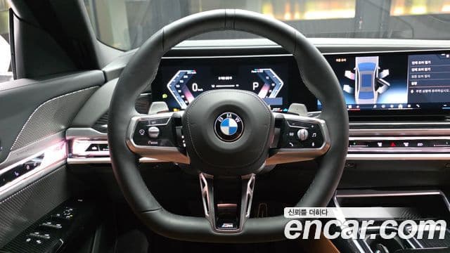 BMW 7 Series 2025 — фото 13 из 20