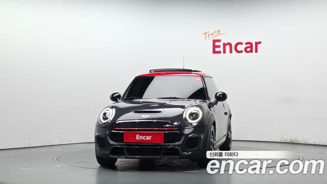 Mini Cooper S 2019 — фото 3 из 20
