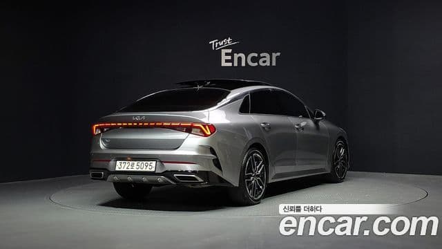 Kia K5 2022 — фото 2 из 20
