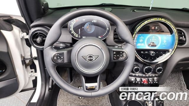Mini Cooper S Convertible 2023 — ფოტო 12/19