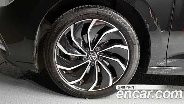 Volkswagen Golf 2024 — Şəkil 5/20