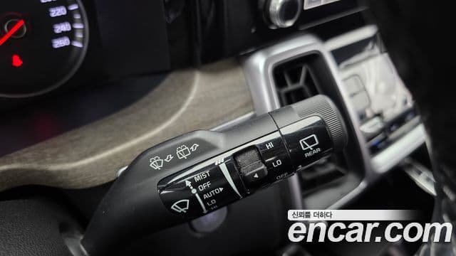 Kia Sorento 2021 — фото 17 из 20