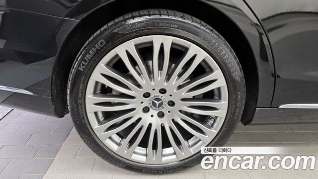 Mercedes-Benz S-Class 2019 — Фото 4/20