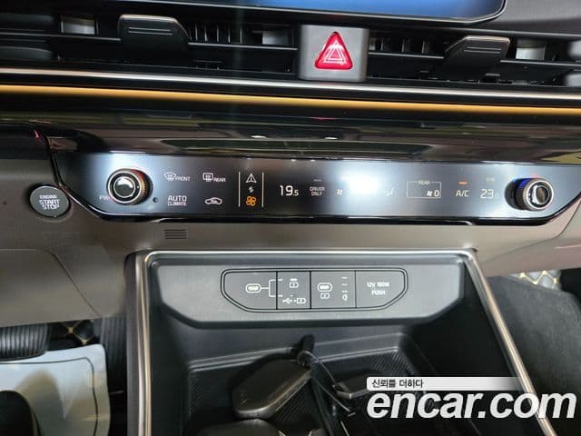Kia Carnival 2024 — ფოტო 12/20