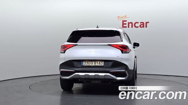 Kia Sportage 2022 — ფოტო 4/20