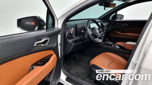 Kia Sportage 2023 — ფოტო 10/20