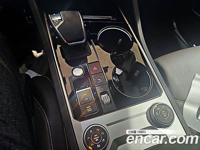 Volkswagen Touareg 2023 — Şəkil 5/13