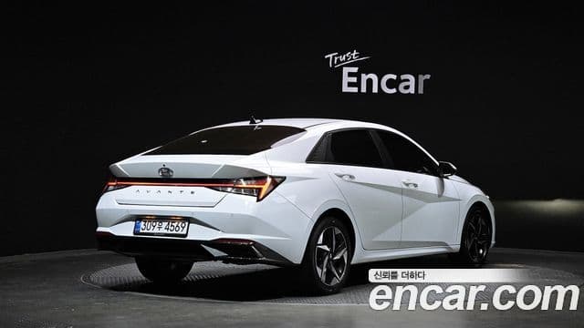 Hyundai Avante 2020 — Фото 2/20