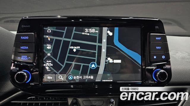Hyundai i30 2019 — ფოტო 16/34