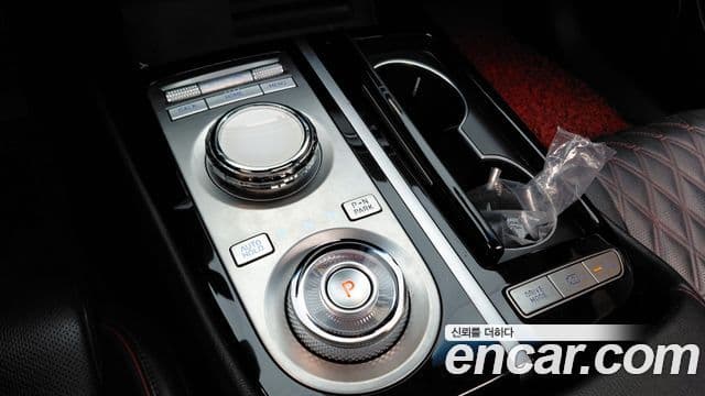 Genesis Electrified G80 2023 — фото 9 из 20