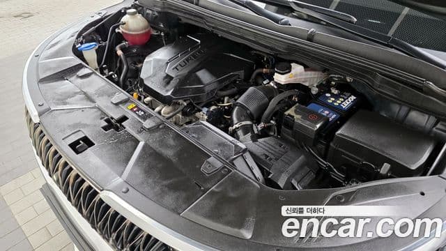 Kia Carnival 2021 — фото 6 из 20
