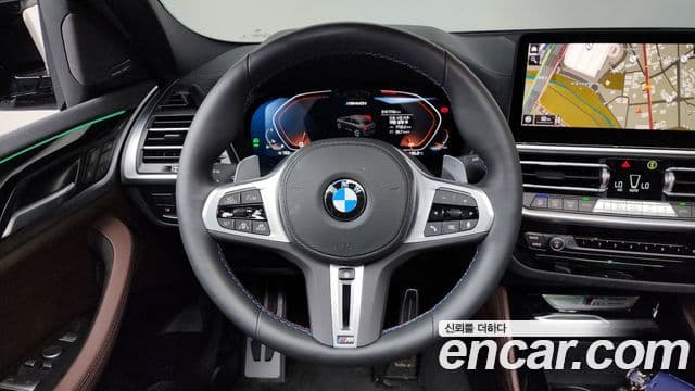 BMW X4 2025 — Фото 12/20