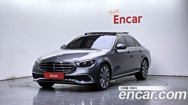 Mercedes-Benz E-Class 2022 — Фото 1/20