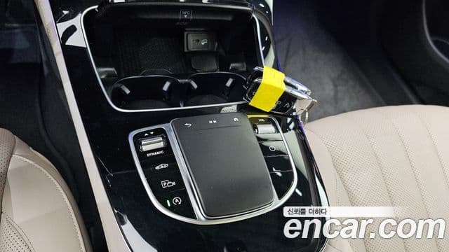 Mercedes-Benz E-Class 2022 — Фото 17/20