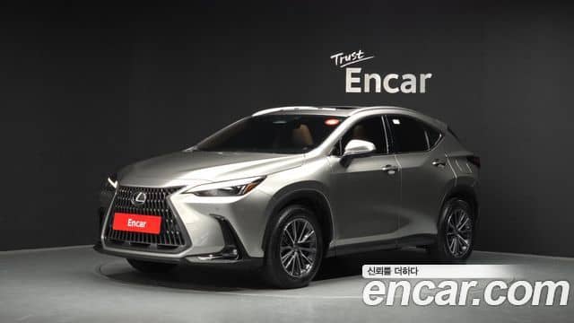 Lexus NX450h+, 2023