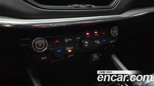 Jeep Compass 2022 — Şəkil 17/20
