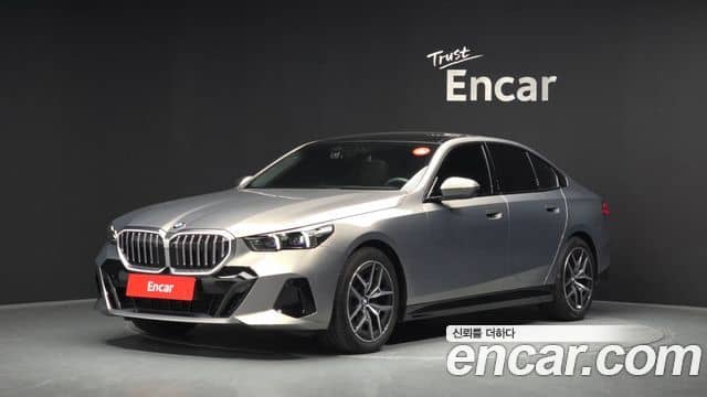 BMW 5 Series, 2025