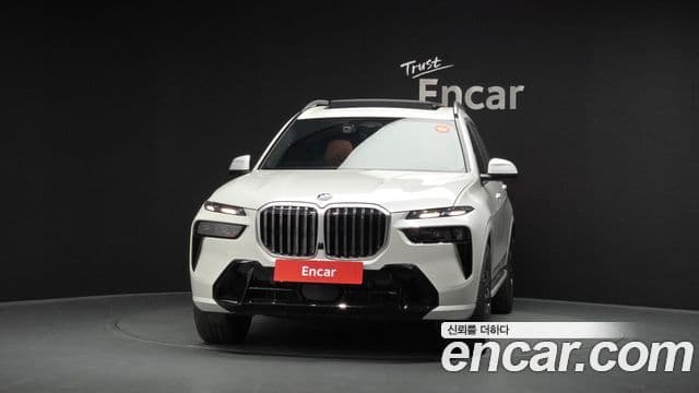 BMW X7 2025 — Photo 4/20