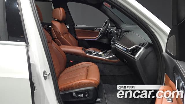 BMW X7 2025 — Photo 17/20