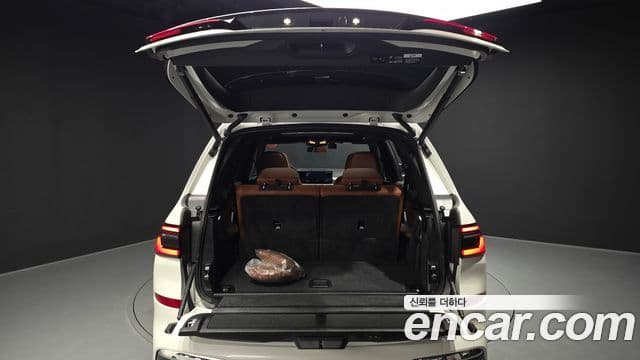 BMW X7 2025 — Photo 14/20