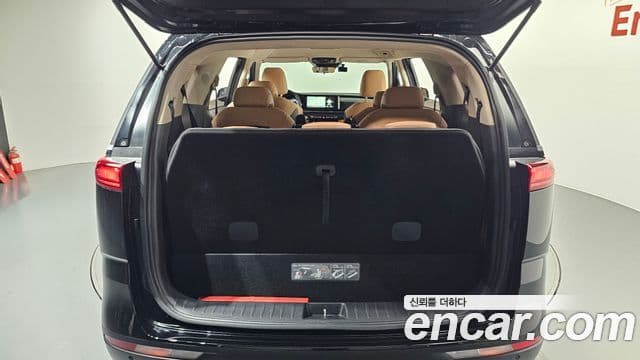 Kia Carnival 2022 — Şəkil 15/20
