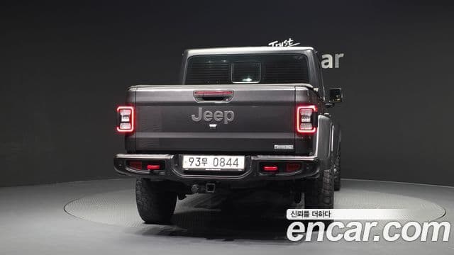 Jeep Gladiator 2020 — Şəkil 4/20