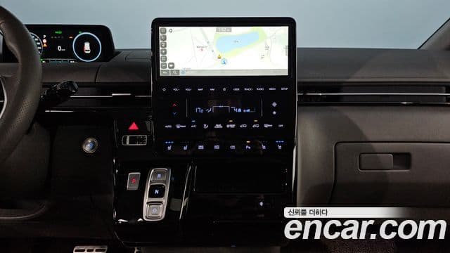 Hyundai Staria 2024 — Şəkil 14/20