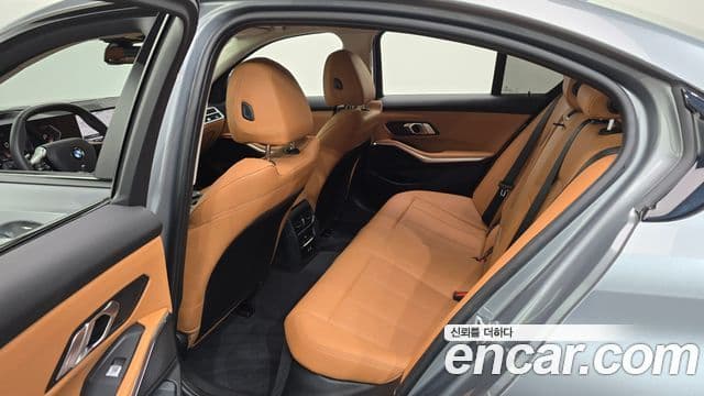 BMW 3 Series 2025 — ფოტო 11/20