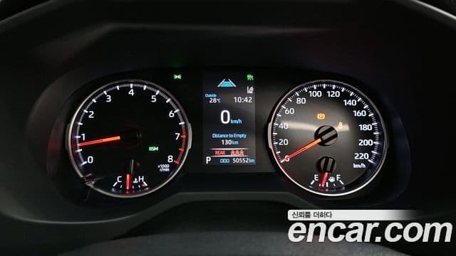 Toyota RAV4 2019 — Şəkil 7/20