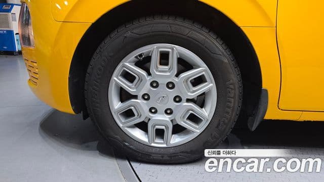 Hyundai Staria 2022 — фото 5 из 20